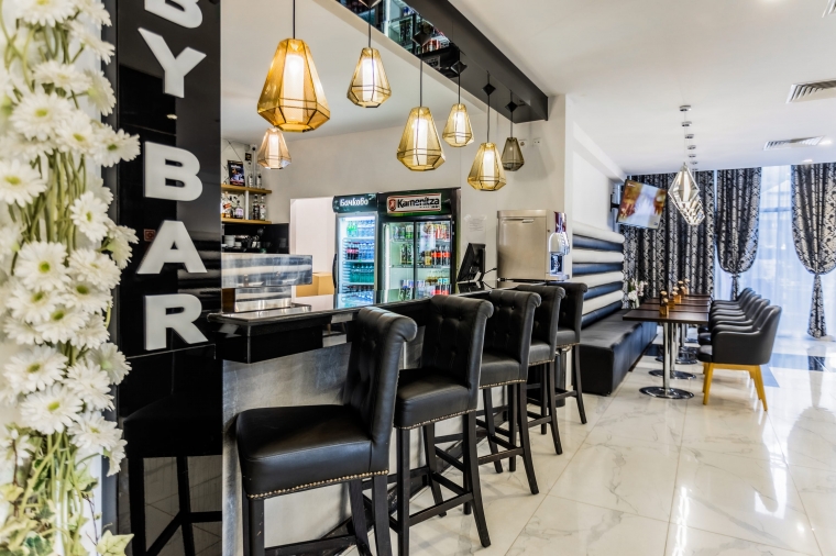 Lobby-Bar